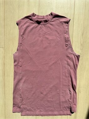 Alphalete Muscle Tee in Dusty Mauve